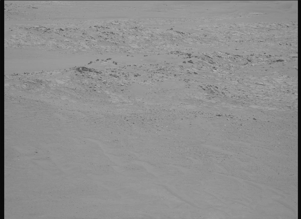 This image was taken by MCZ_RIGHT onboard NASA's Mars rover Perseverance on Sol 1582