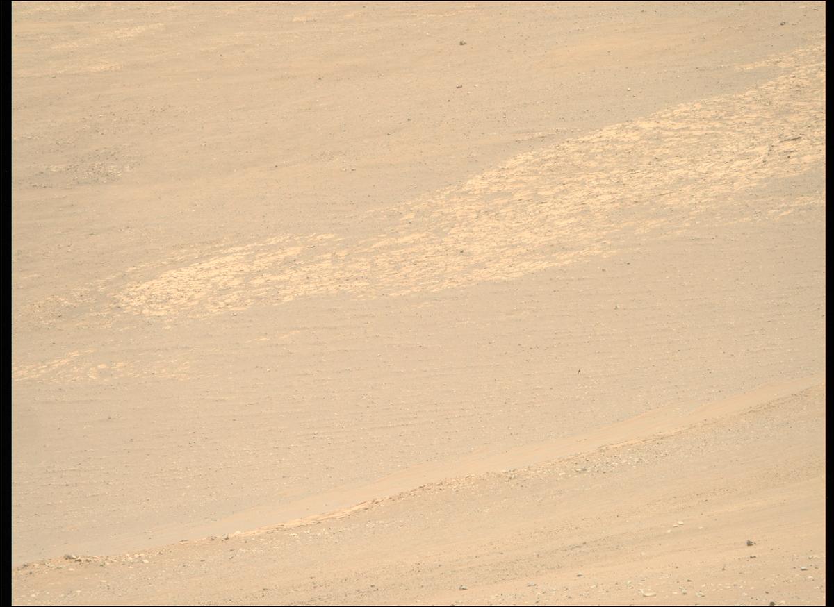 This image was taken by MCZ_RIGHT onboard NASA's Mars rover Perseverance on Sol 1582