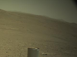 View image taken on Mars, Mars Perseverance Sol 1584: Right Navigation Camera (Navcam)