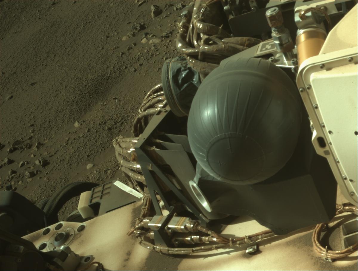 This image was taken by NAVCAM_RIGHT onboard NASA's Mars rover Perseverance on Sol 1584