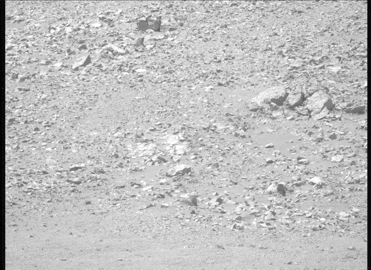This image was taken by MCZ_LEFT onboard NASA's Mars rover Perseverance on Sol 1589