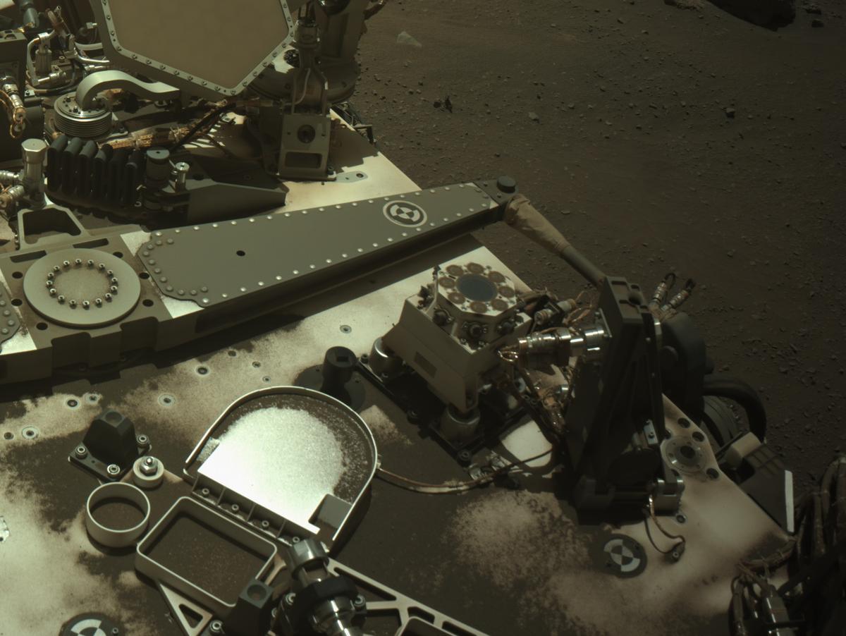 This image was taken by NAVCAM_RIGHT onboard NASA's Mars rover Perseverance on Sol 1592