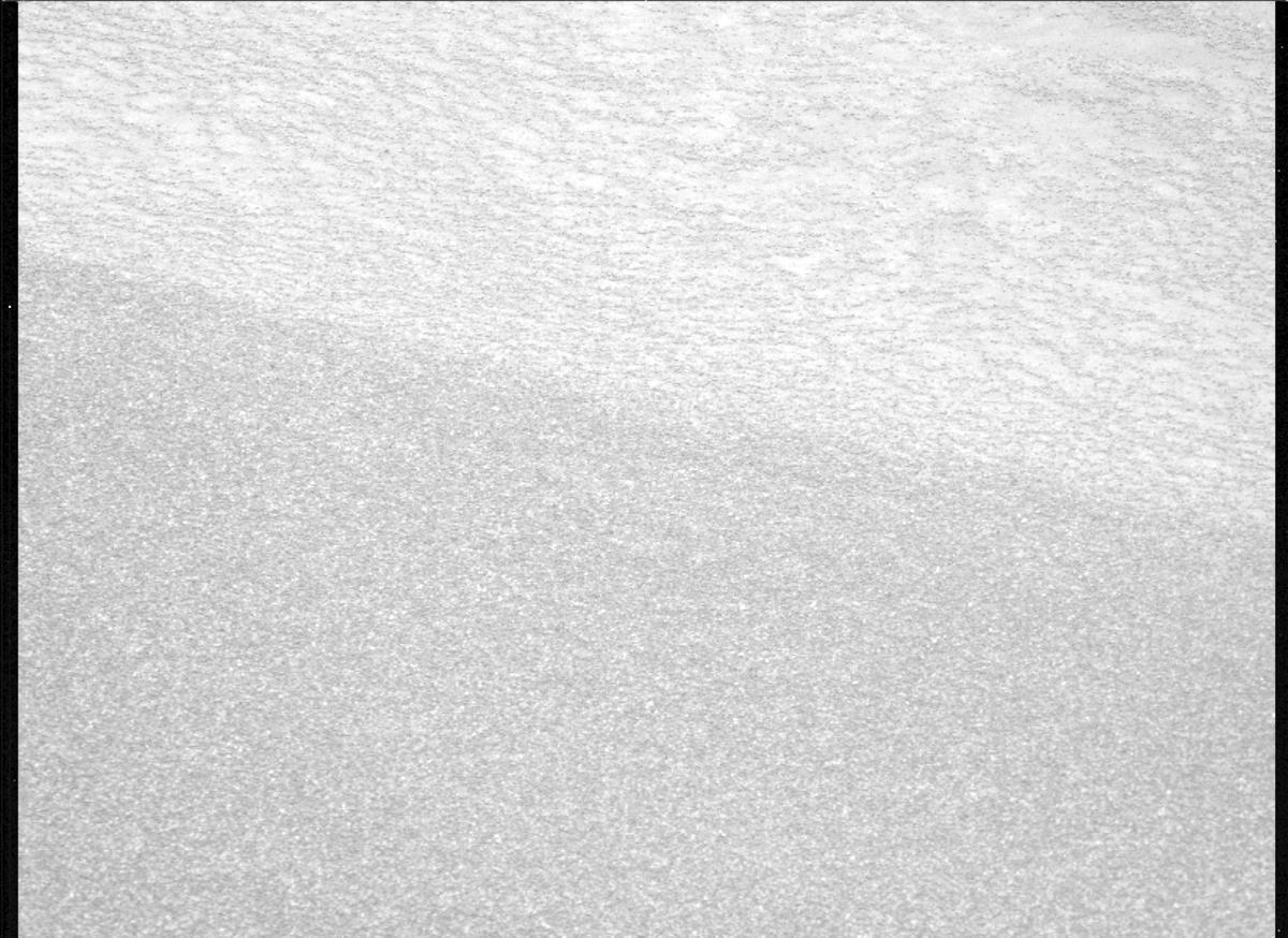 This image was taken by MCZ_LEFT onboard NASA's Mars rover Perseverance on Sol 1594