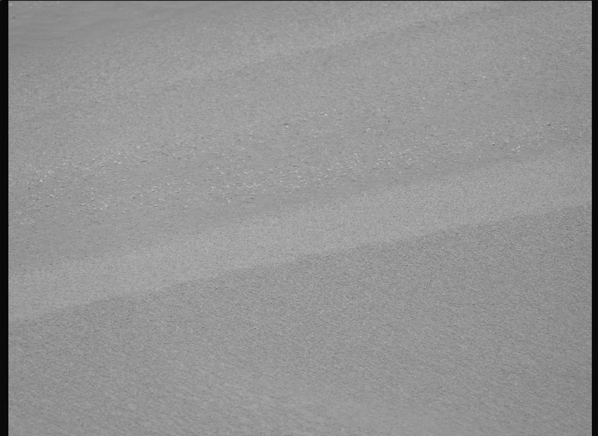 This image was taken by MCZ_LEFT onboard NASA's Mars rover Perseverance on Sol 1595