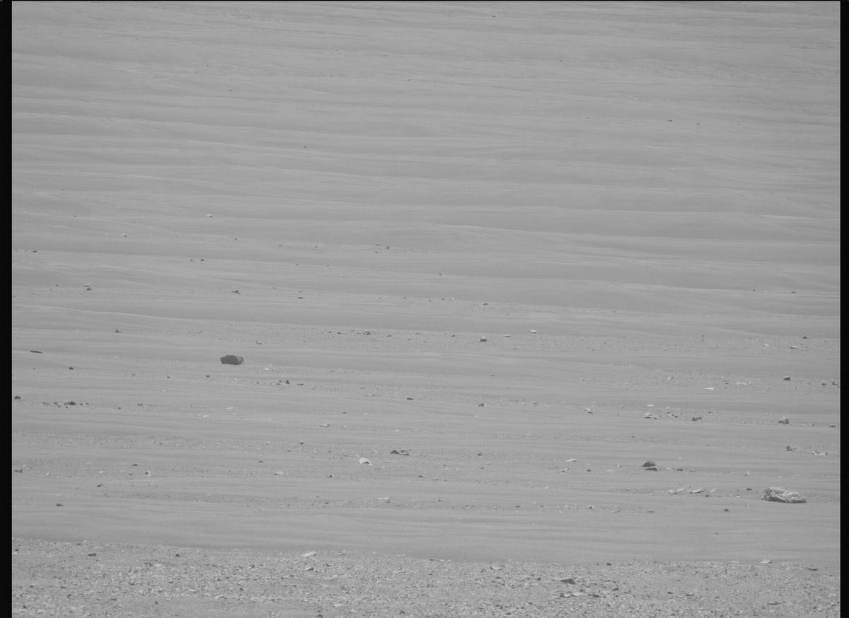 This image was taken by MCZ_LEFT onboard NASA's Mars rover Perseverance on Sol 1596