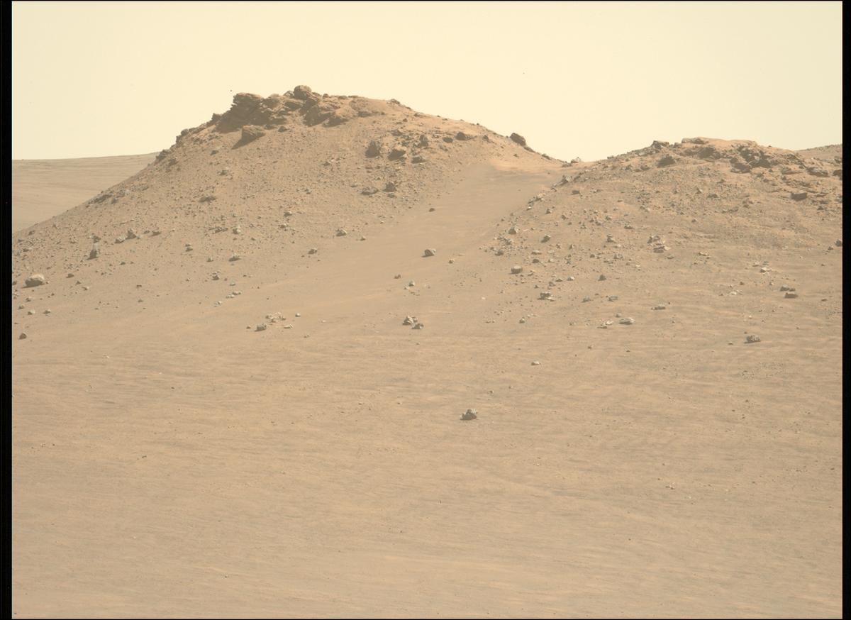 This image was taken by MCZ_LEFT onboard NASA's Mars rover Perseverance on Sol 1599