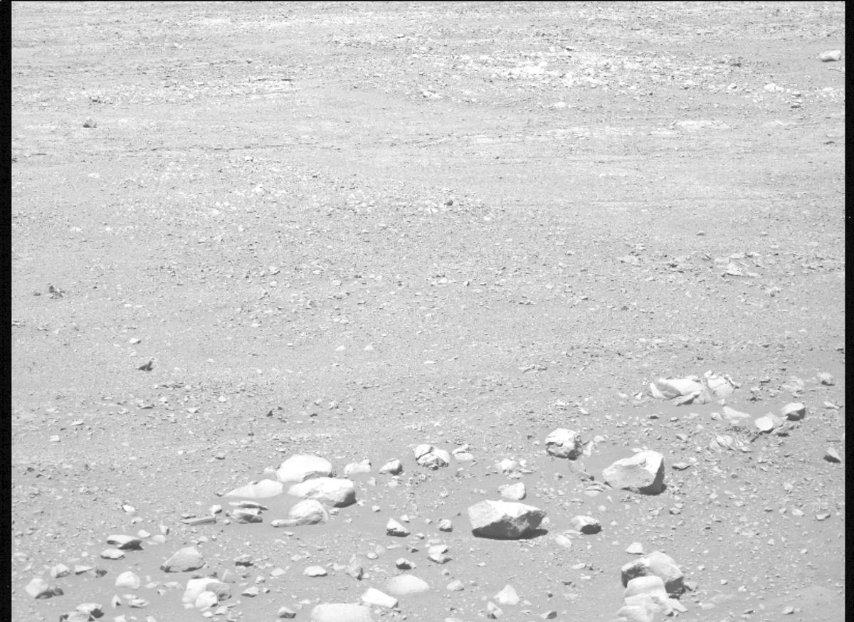 This image was taken by MCZ_LEFT onboard NASA's Mars rover Perseverance on Sol 1603