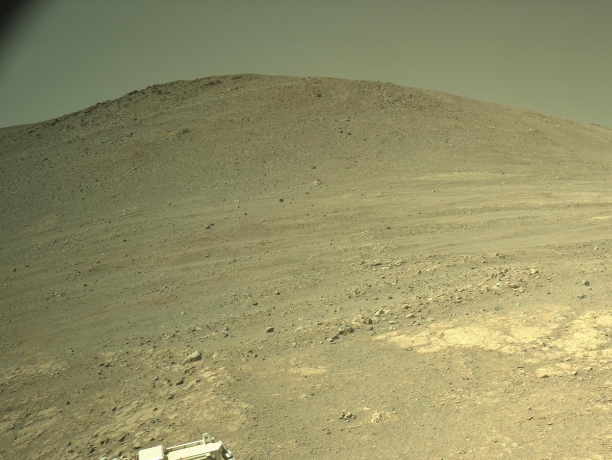 This image was taken by NAVCAM_RIGHT onboard NASA's Mars rover Perseverance on Sol 1606