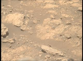 View image taken on Mars, Mars Perseverance Sol 1610: Right Mastcam-Z Camera