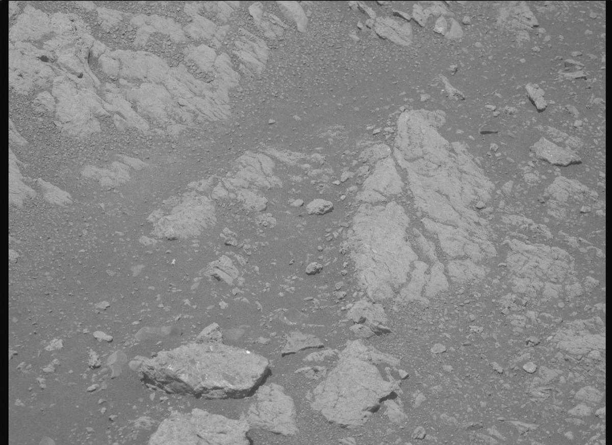 This image was taken by MCZ_RIGHT onboard NASA's Mars rover Perseverance on Sol 1611