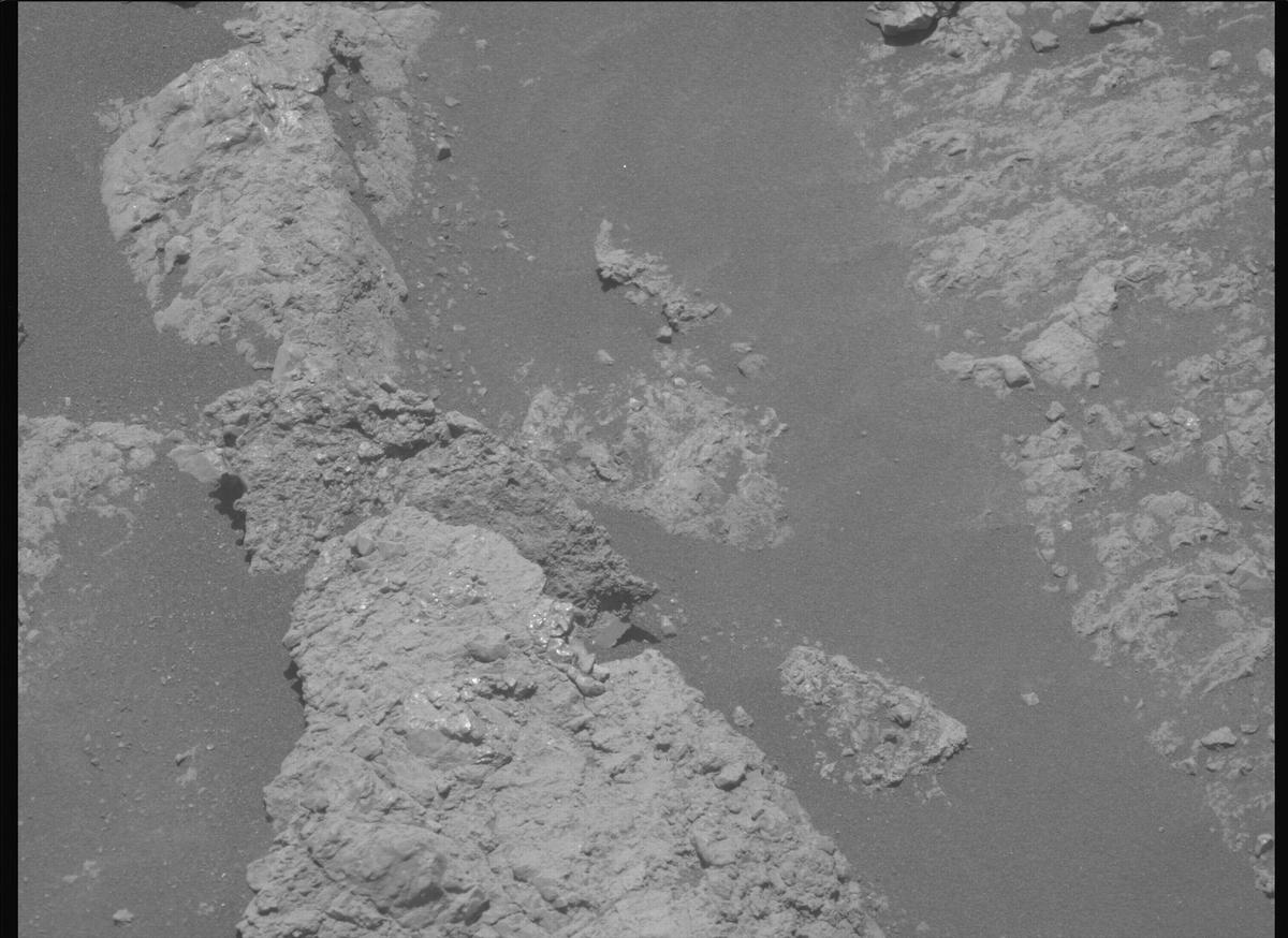 This image was taken by MCZ_LEFT onboard NASA's Mars rover Perseverance on Sol 1617