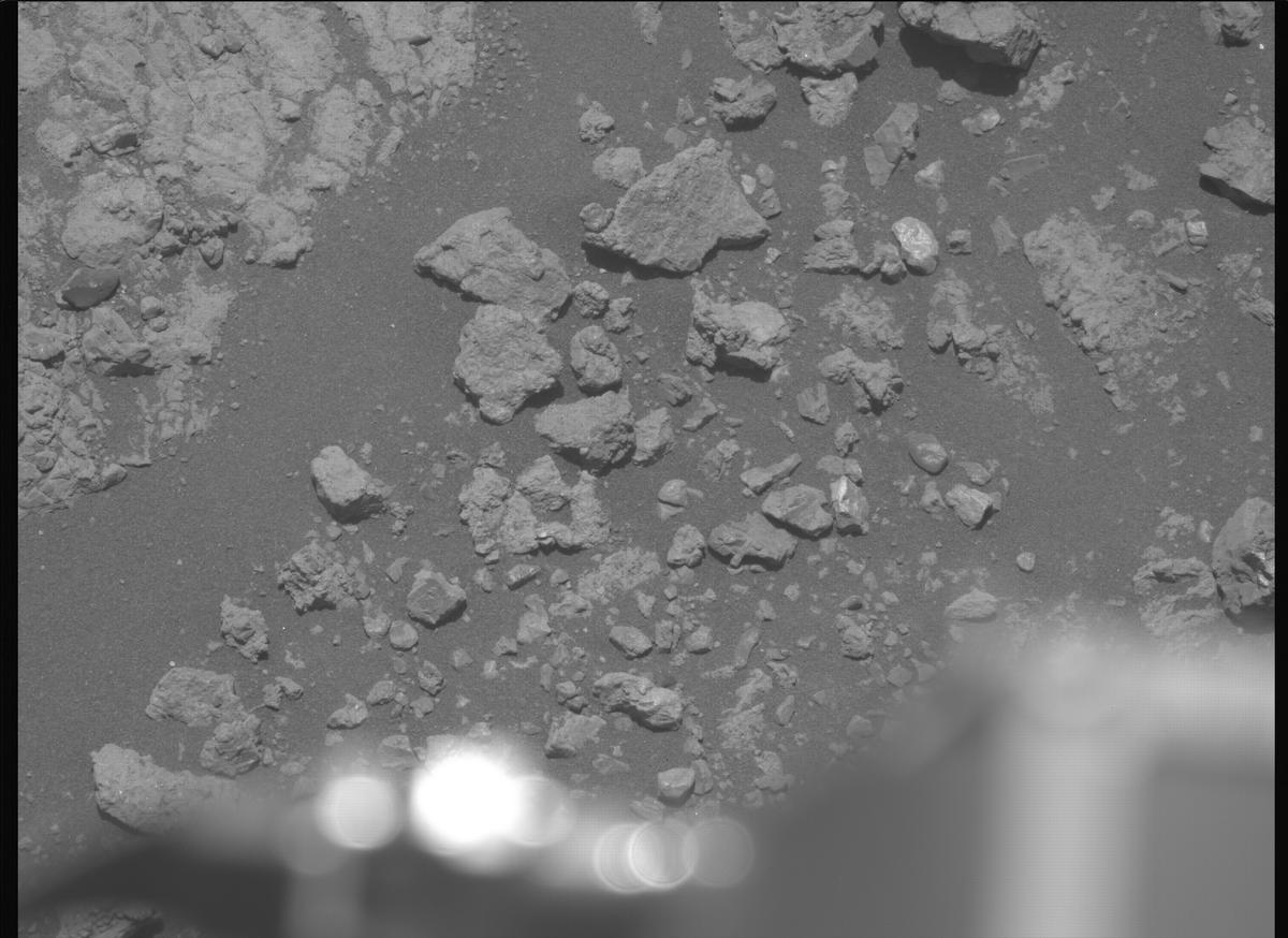 This image was taken by MCZ_LEFT onboard NASA's Mars rover Perseverance on Sol 1617