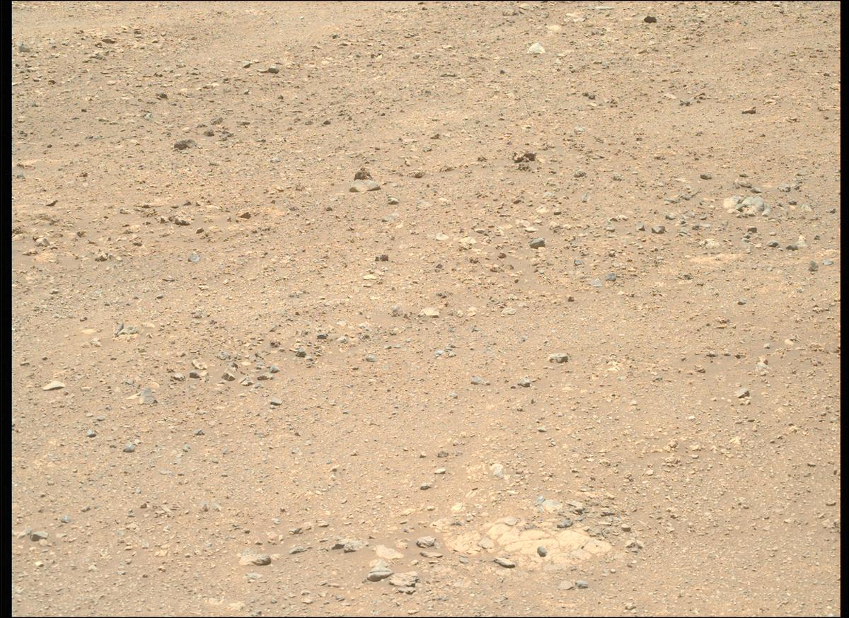 This image was taken by MCZ_RIGHT onboard NASA's Mars rover Perseverance on Sol 1618