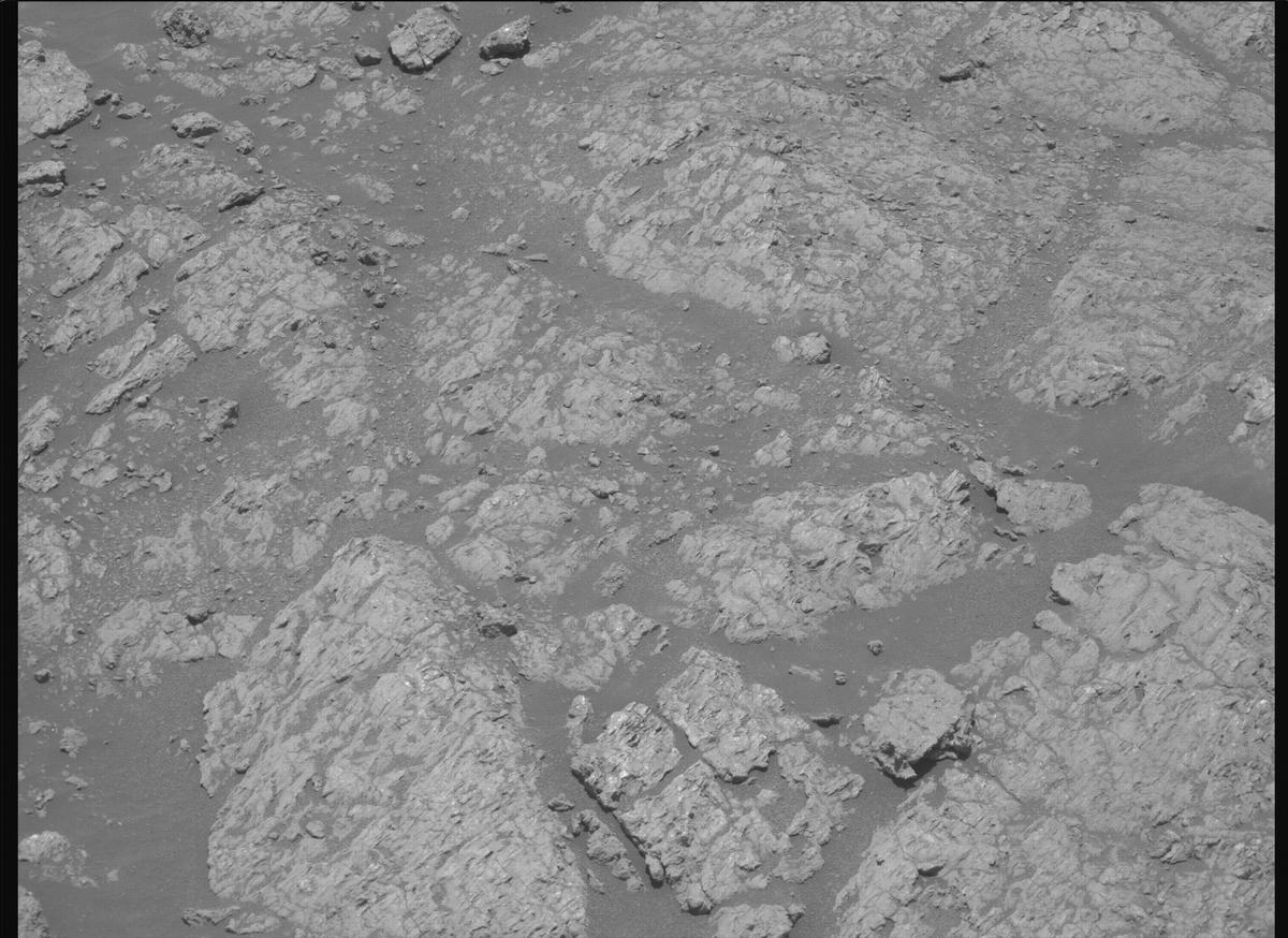 This image was taken by MCZ_RIGHT onboard NASA's Mars rover Perseverance on Sol 1618