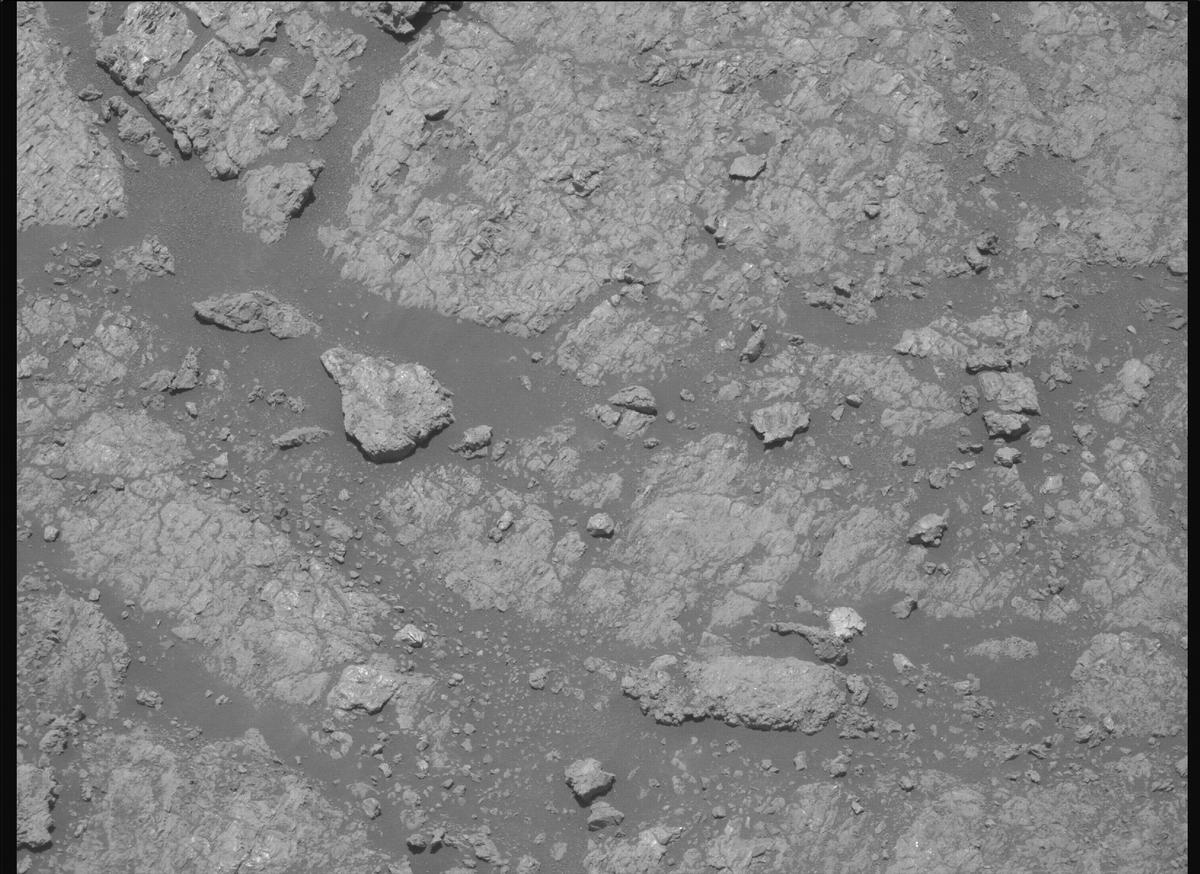 This image was taken by MCZ_RIGHT onboard NASA's Mars rover Perseverance on Sol 1618