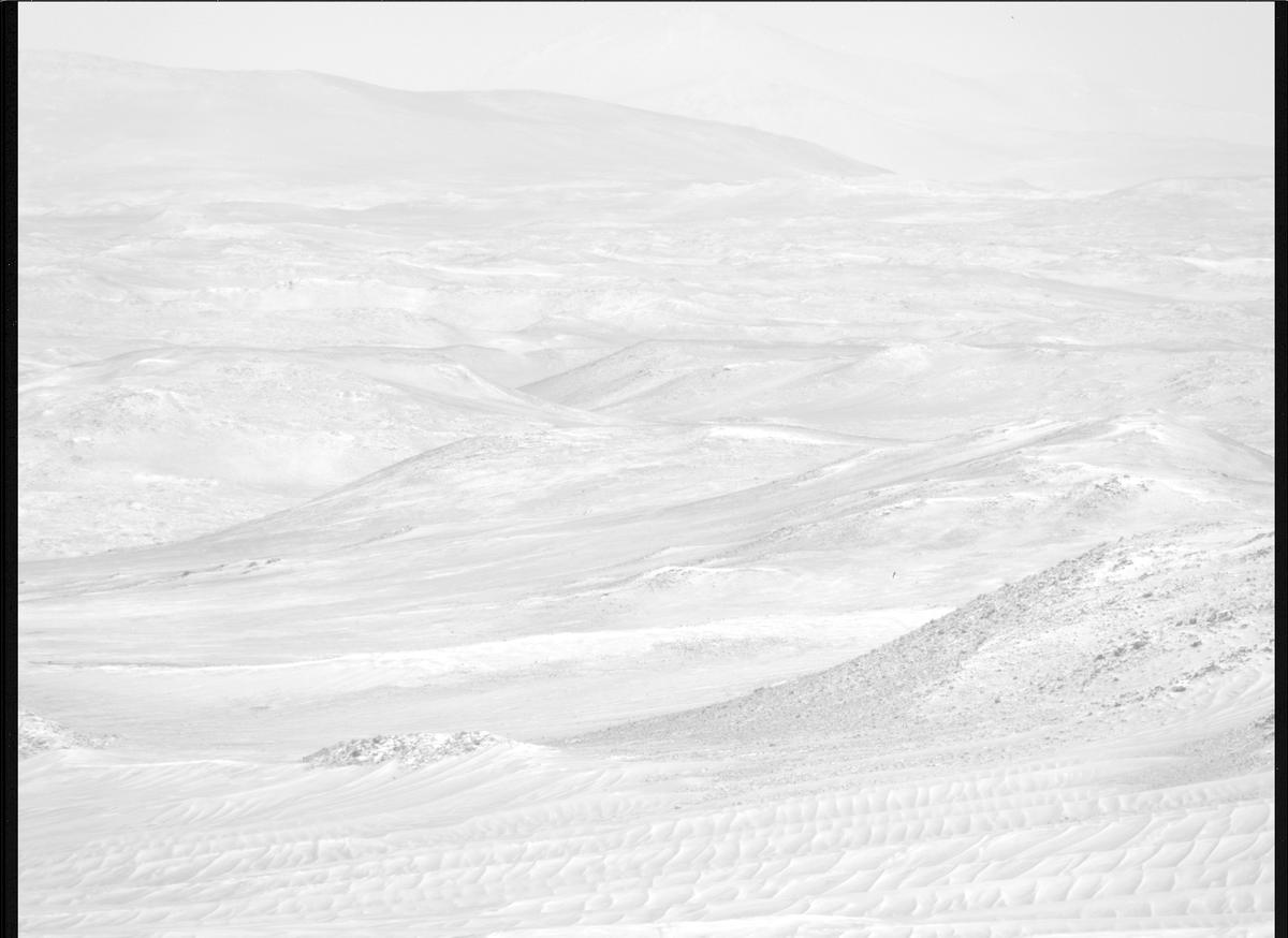 This image was taken by MCZ_RIGHT onboard NASA's Mars rover Perseverance on Sol 1618