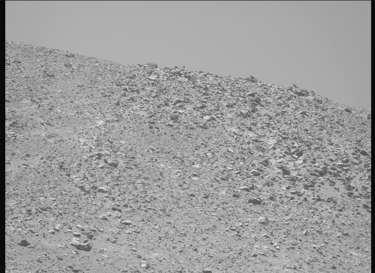 This image was taken by MCZ_LEFT onboard NASA's Mars rover Perseverance on Sol 1620