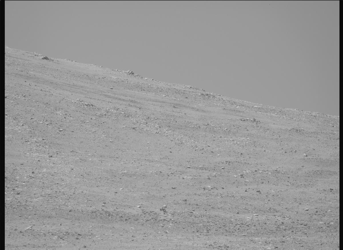 This image was taken by MCZ_RIGHT onboard NASA's Mars rover Perseverance on Sol 1620