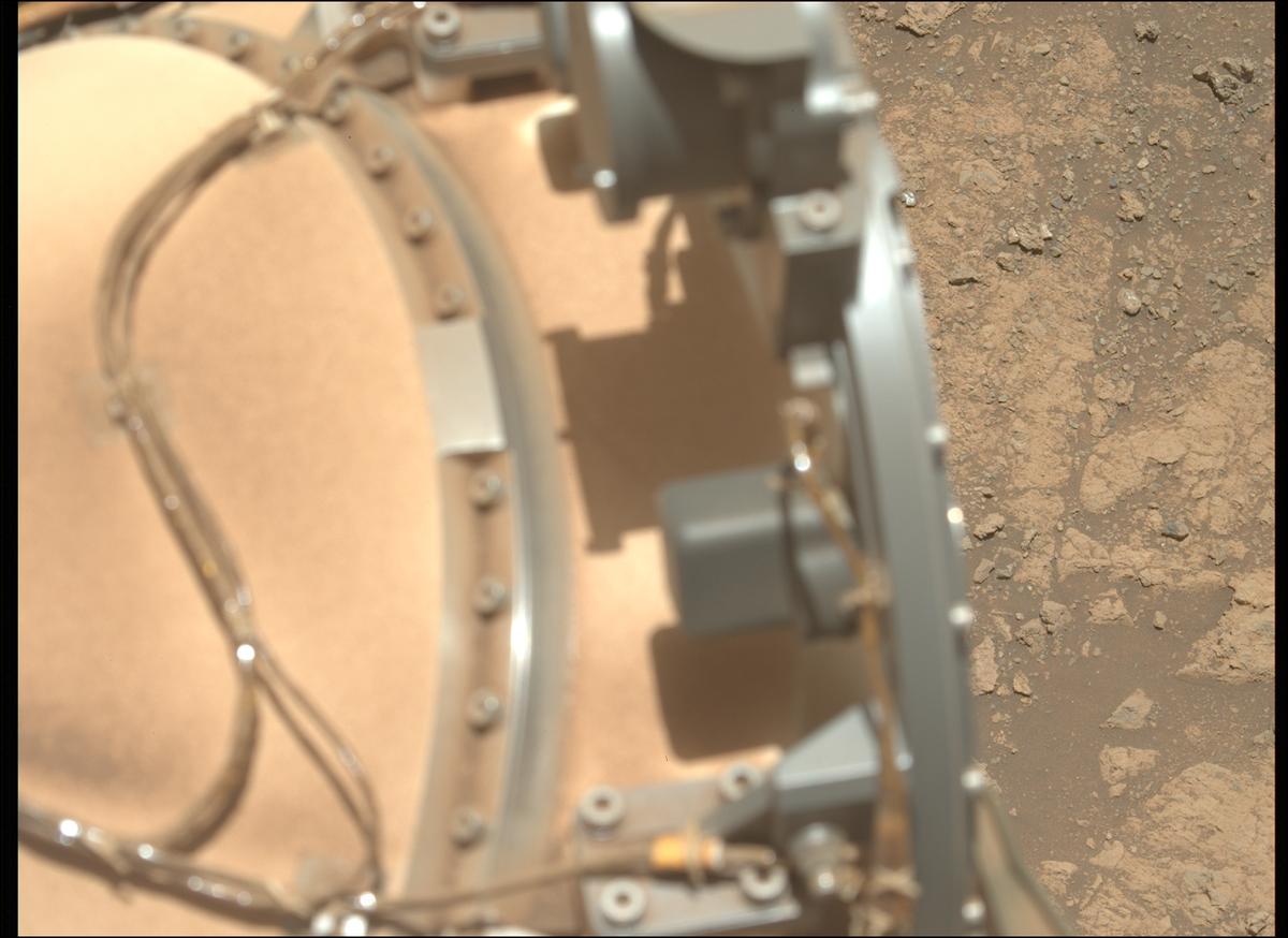This image was taken by MCZ_LEFT onboard NASA's Mars rover Perseverance on Sol 1621
