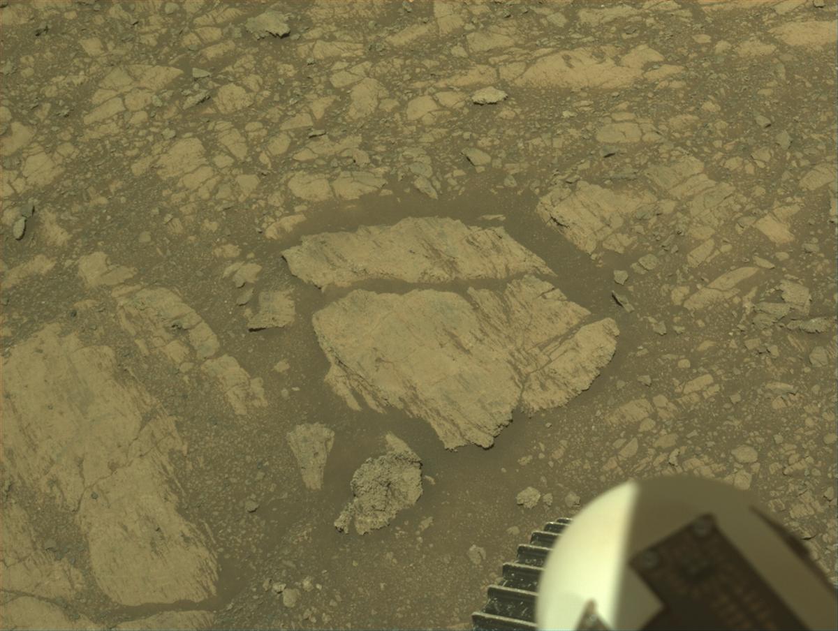 This image was taken by NAVCAM_LEFT onboard NASA's Mars rover Perseverance on Sol 1622