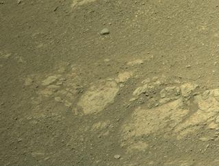 View image taken on Mars, Mars Perseverance Sol 1622: Right Navigation Camera (Navcam)