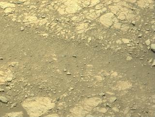 View image taken on Mars, Mars Perseverance Sol 1622: Right Navigation Camera (Navcam)