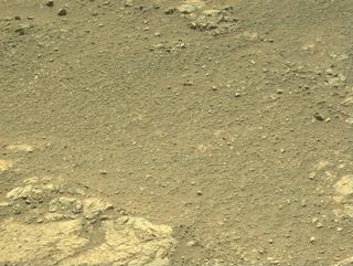 View image taken on Mars, Mars Perseverance Sol 1622: Right Navigation Camera (Navcam)