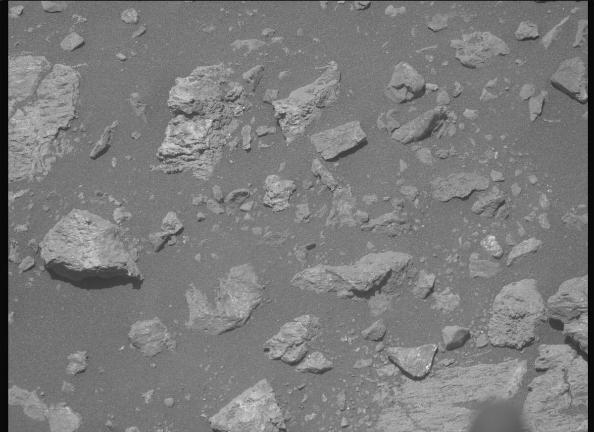 This image was taken by MCZ_RIGHT onboard NASA's Mars rover Perseverance on Sol 1624