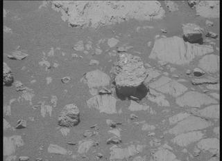 View image taken on Mars, Mars Perseverance Sol 1626: Right Mastcam-Z Camera