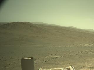 View image taken on Mars, Mars Perseverance Sol 1627: Right Navigation Camera (Navcam)