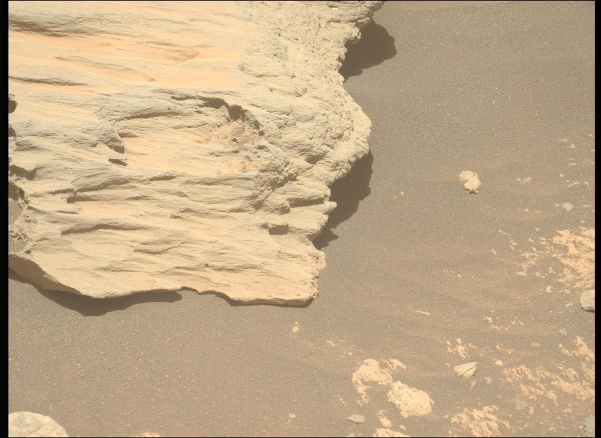 This image was taken by MCZ_LEFT onboard NASA's Mars rover Perseverance on Sol 1629