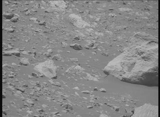 View image taken on Mars, Mars Perseverance Sol 1629: Right Mastcam-Z Camera