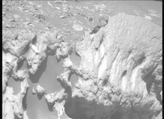 View image taken on Mars, Mars Perseverance Sol 1629: Right Mastcam-Z Camera