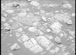 View image taken on Mars, Mars Perseverance Sol 1632: Left Mastcam-Z Camera