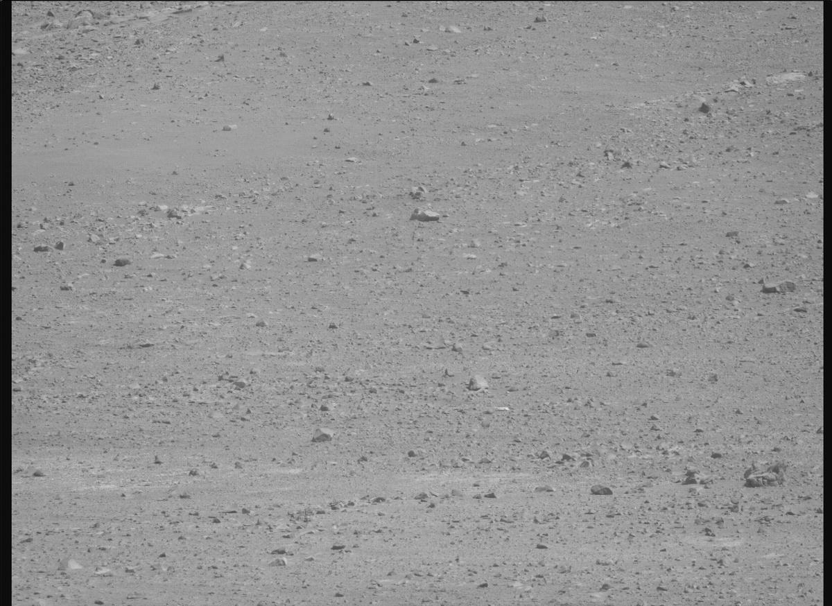 This image was taken by MCZ_RIGHT onboard NASA's Mars rover Perseverance on Sol 1632