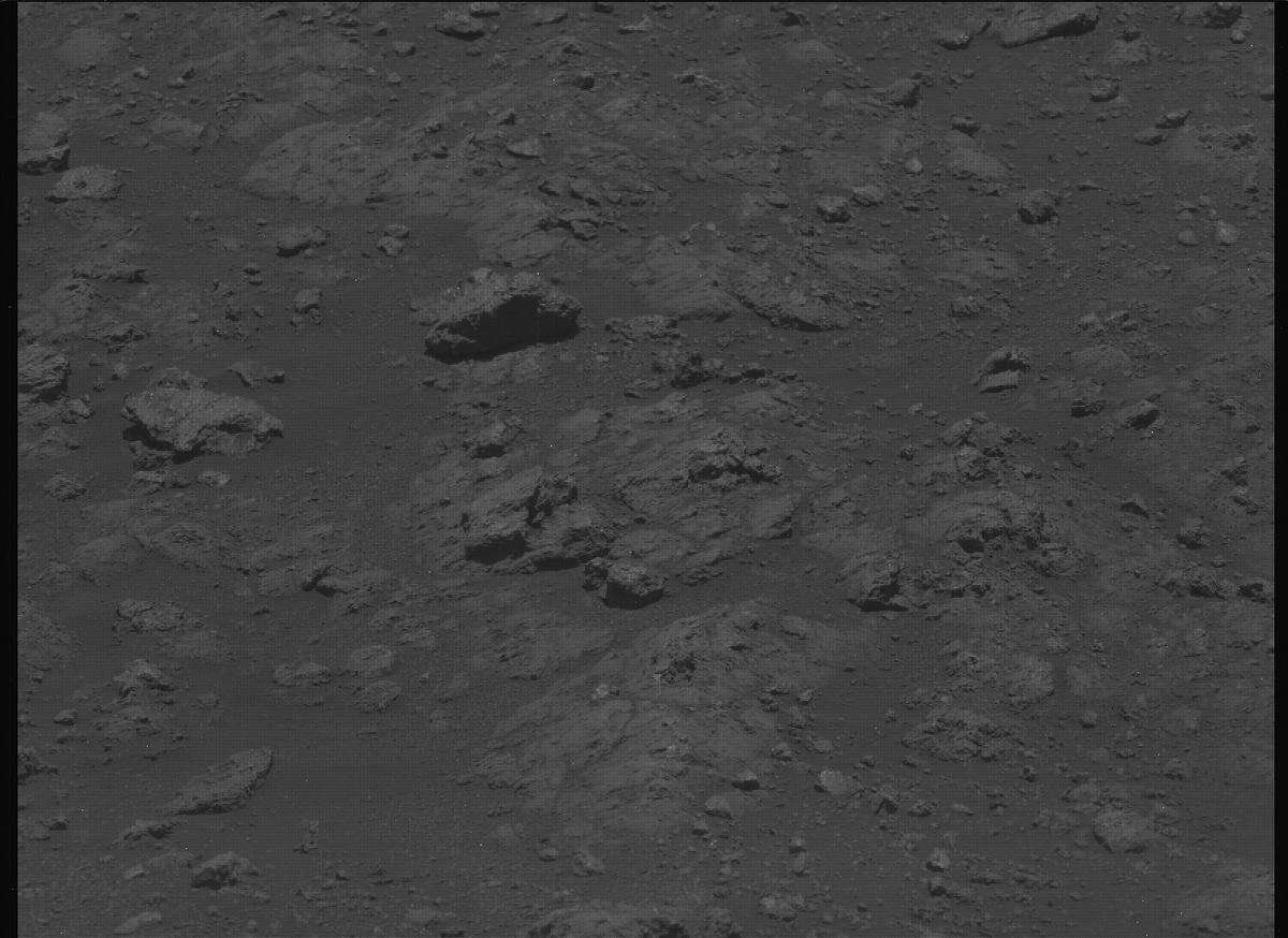 This image was taken by MCZ_LEFT onboard NASA's Mars rover Perseverance on Sol 1633