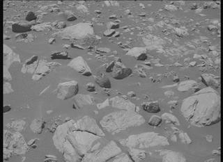 View image taken on Mars, Mars Perseverance Sol 1633: Right Mastcam-Z Camera