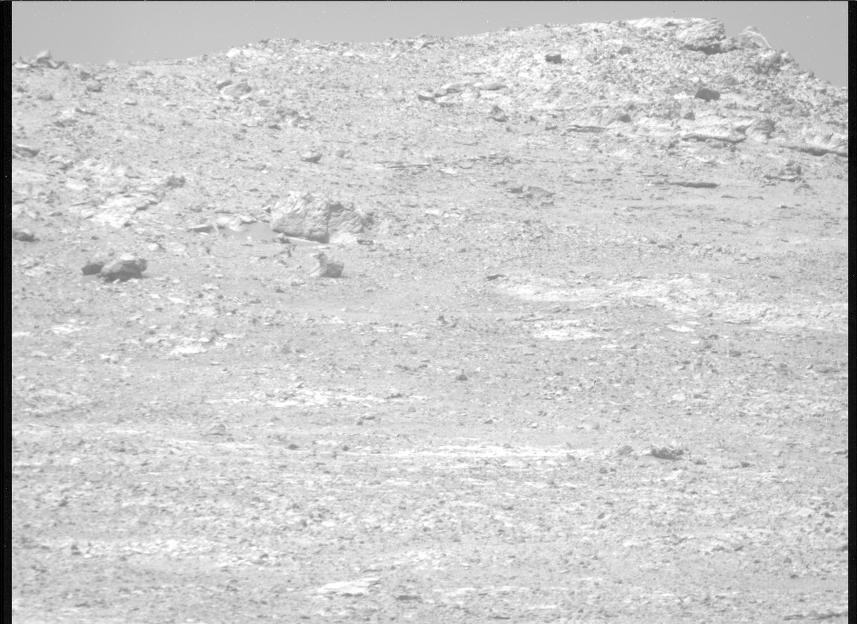 This image was taken by MCZ_RIGHT onboard NASA's Mars rover Perseverance on Sol 1634