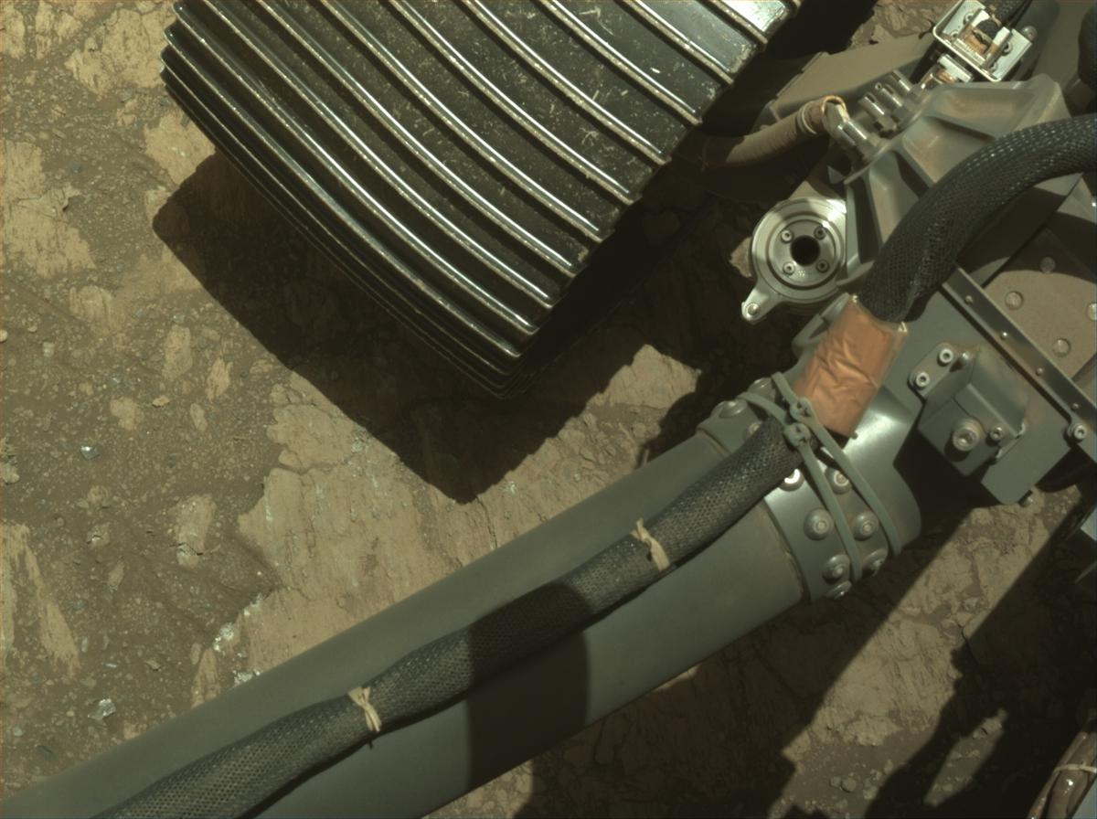 This image was taken by NAVCAM_LEFT onboard NASA's Mars rover Perseverance on Sol 1635