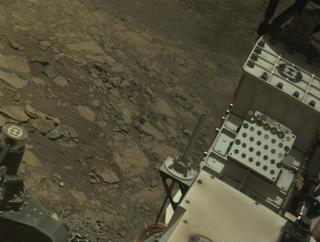 View image taken on Mars, Mars Perseverance Sol 1635: Right Navigation Camera (Navcam)