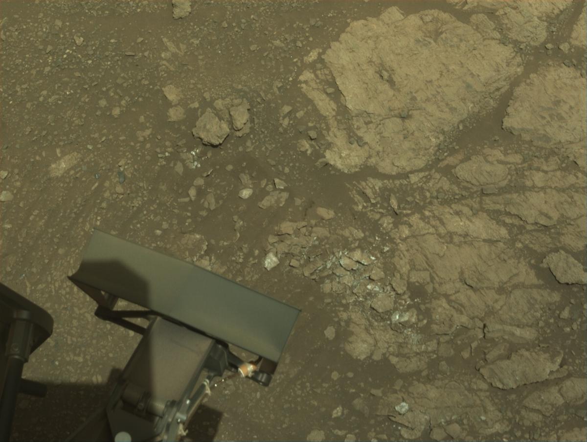 This image was taken by NAVCAM_RIGHT onboard NASA's Mars rover Perseverance on Sol 1637