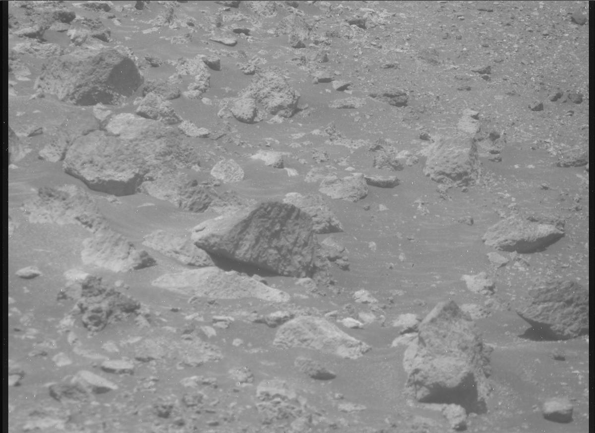 This image was taken by MCZ_RIGHT onboard NASA's Mars rover Perseverance on Sol 1639