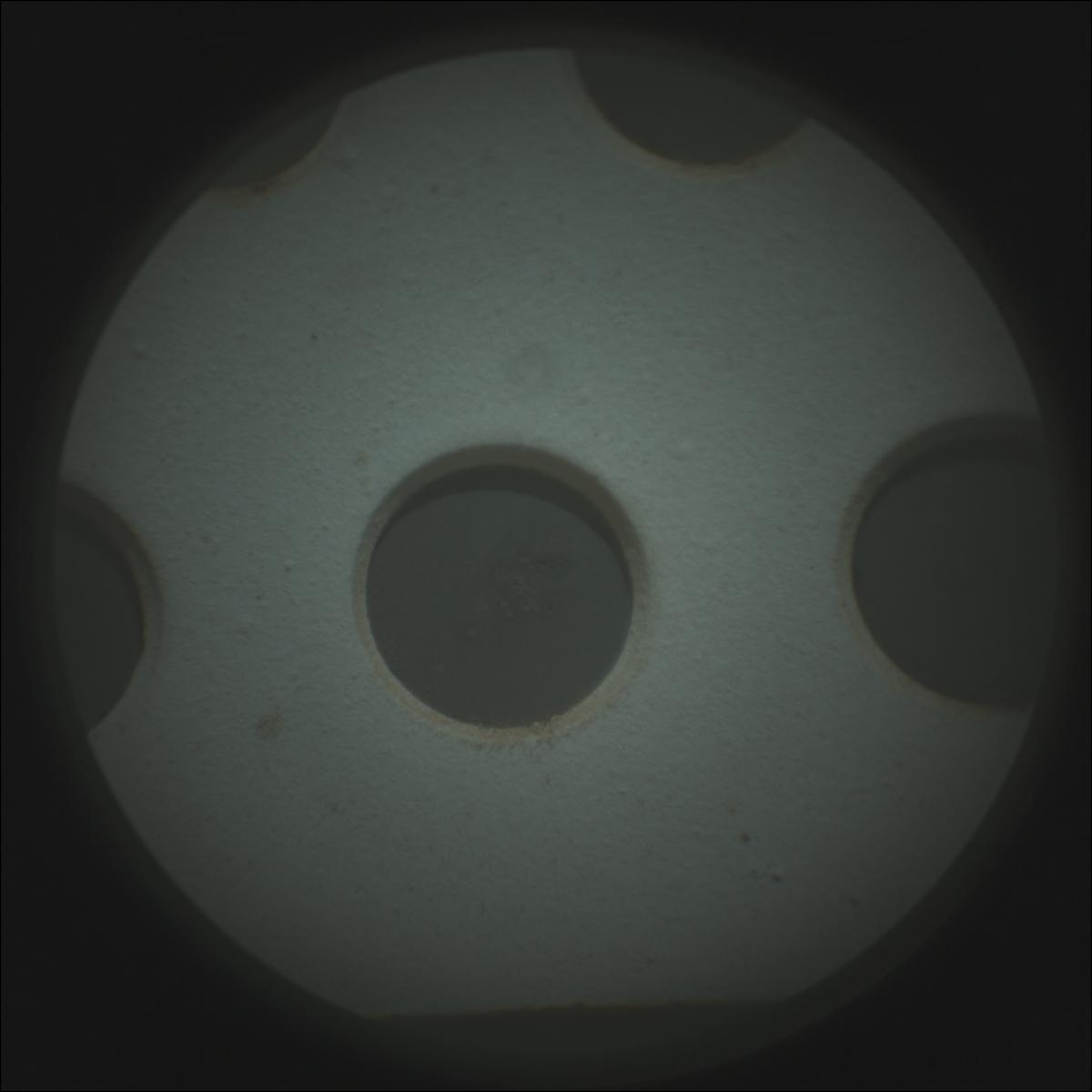 This image was taken by SUPERCAM_RMI onboard NASA's Mars rover Perseverance on Sol 1643