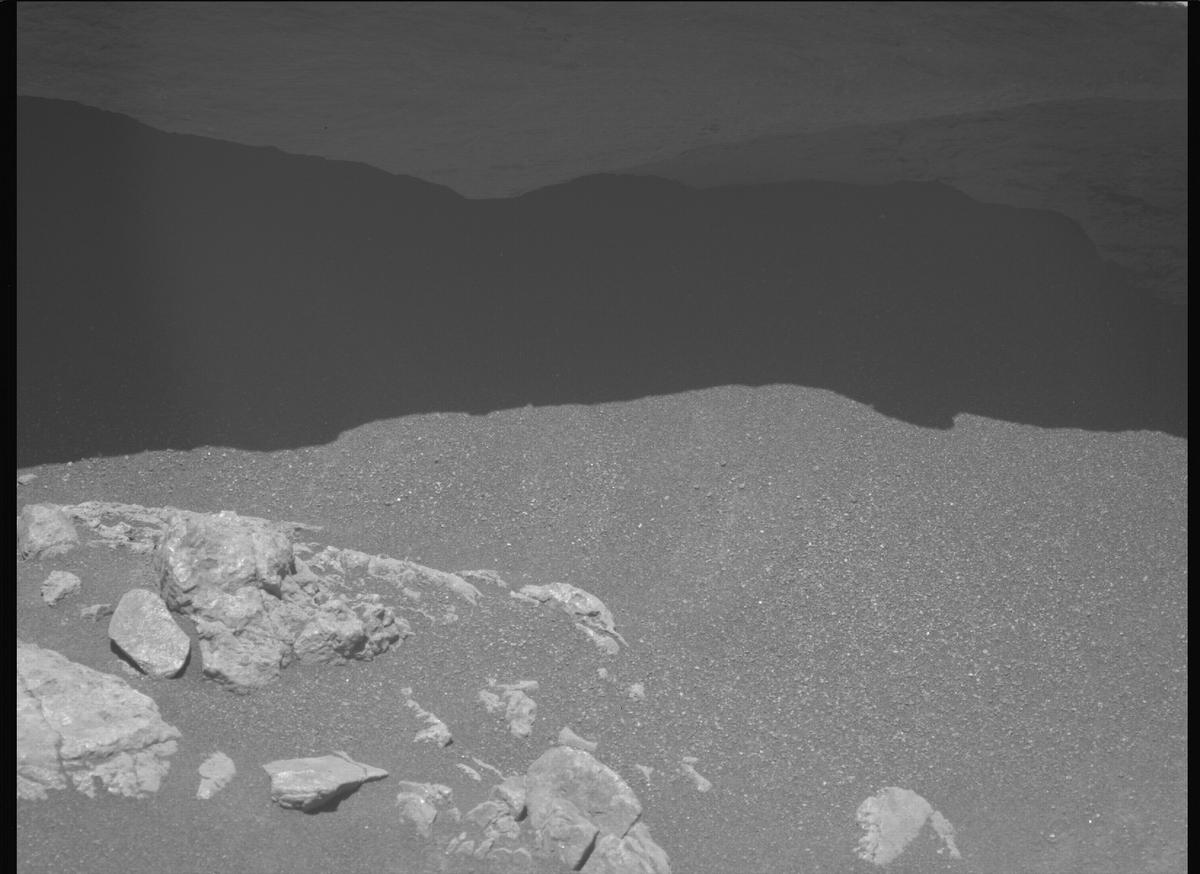 This image was taken by MCZ_LEFT onboard NASA's Mars rover Perseverance on Sol 1644