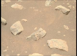 View image taken on Mars, Mars Perseverance Sol 1644: Right Mastcam-Z Camera