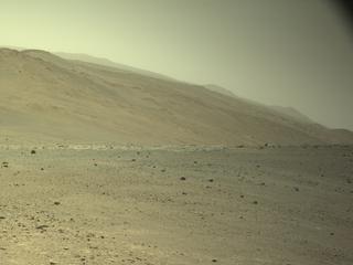 View image taken on Mars, Mars Perseverance Sol 1647: Right Navigation Camera (Navcam)