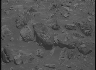 View image taken on Mars, Mars Perseverance Sol 1647: Left Mastcam-Z Camera