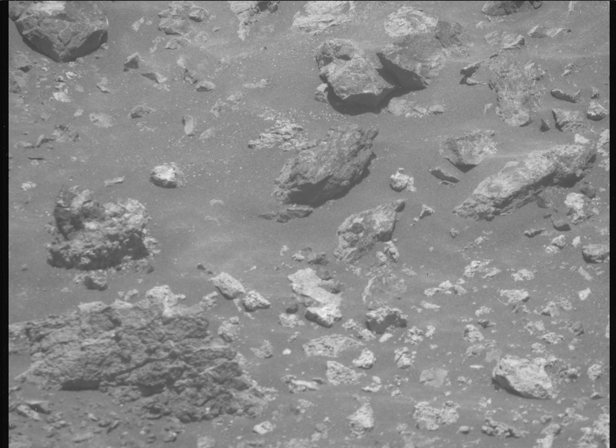 This image was taken by MCZ_RIGHT onboard NASA's Mars rover Perseverance on Sol 1647