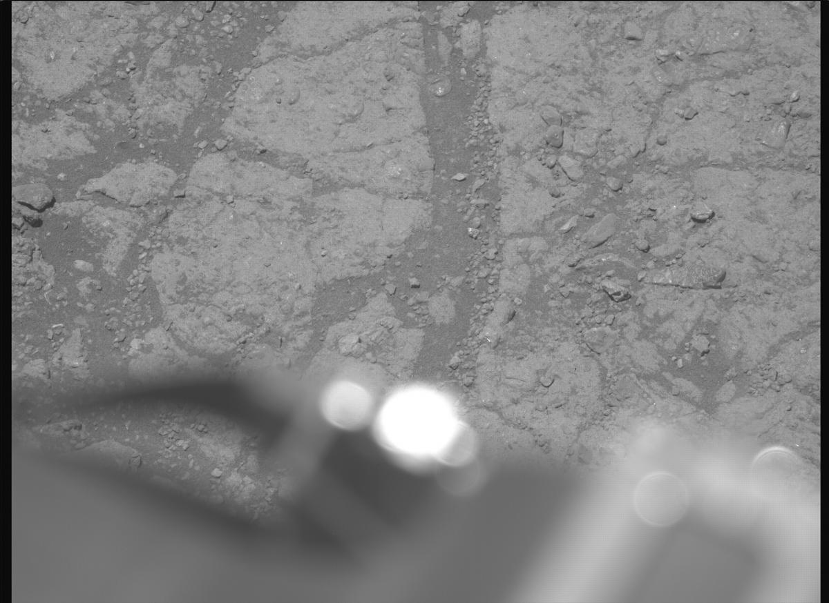 This image was taken by MCZ_RIGHT onboard NASA's Mars rover Perseverance on Sol 1649