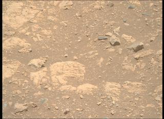 View image taken on Mars, Mars Perseverance Sol 1660: Right Mastcam-Z Camera